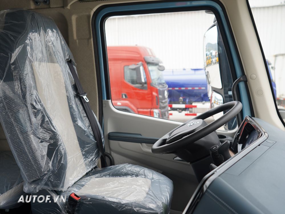 Đầu Kéo Điện Chenglong H5V 400KW